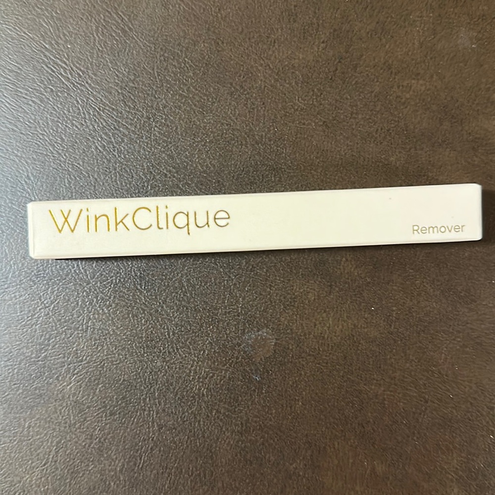 WinkClique Lash Remover